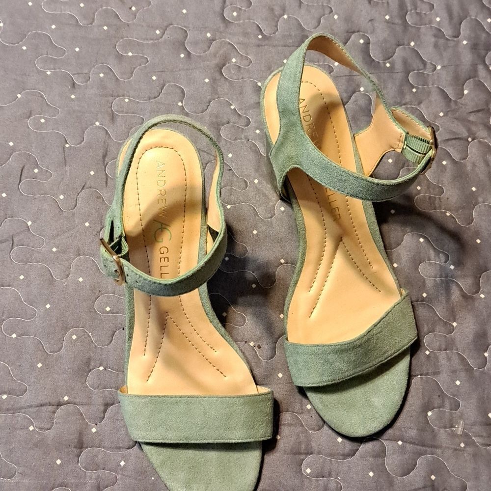 Andrew Geller chunky heel shoes size 6.5